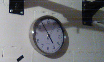 Uhr an der Wand
